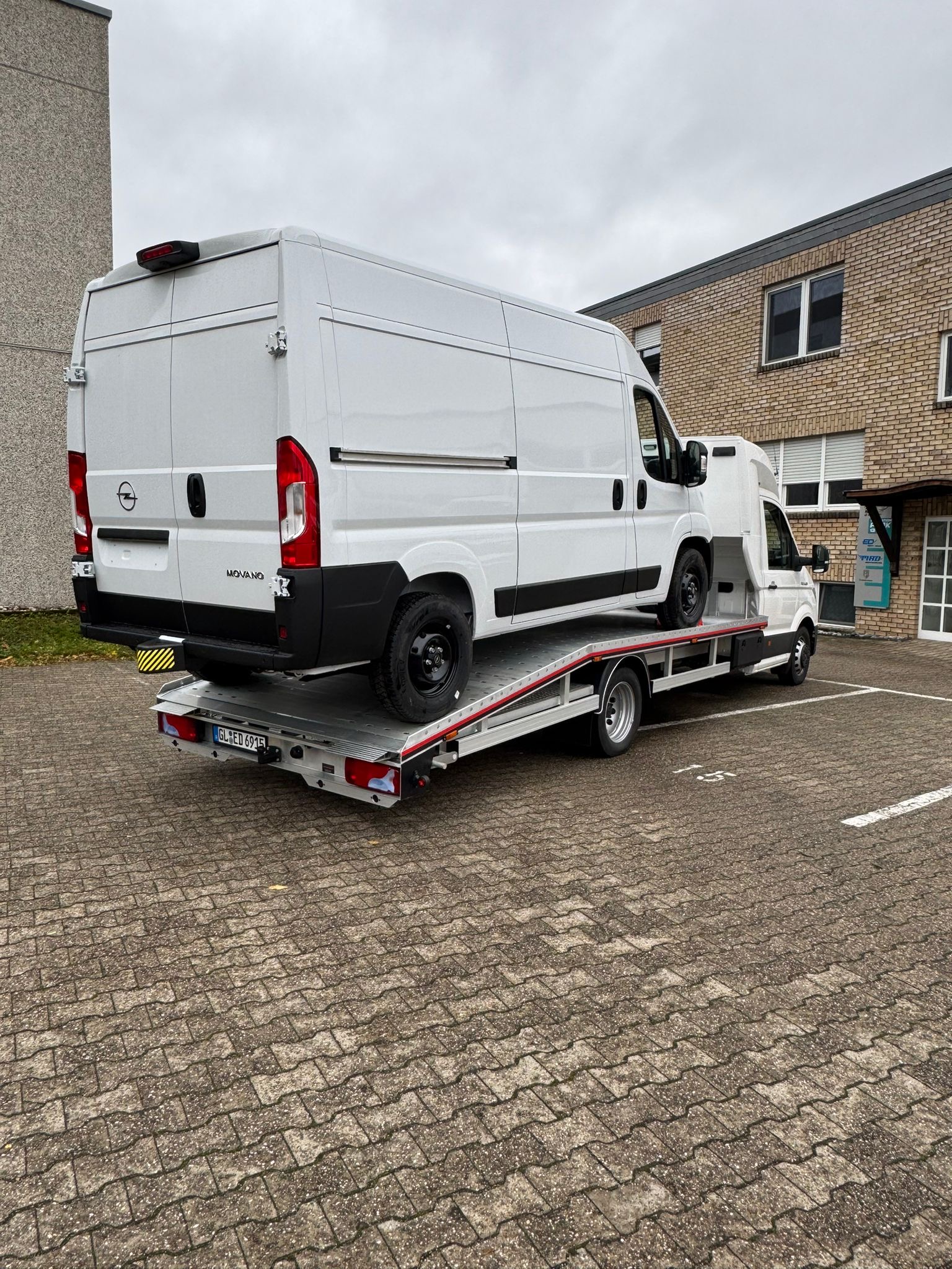 e7acd989-04bf-42a5-a912-dabbe2b19009