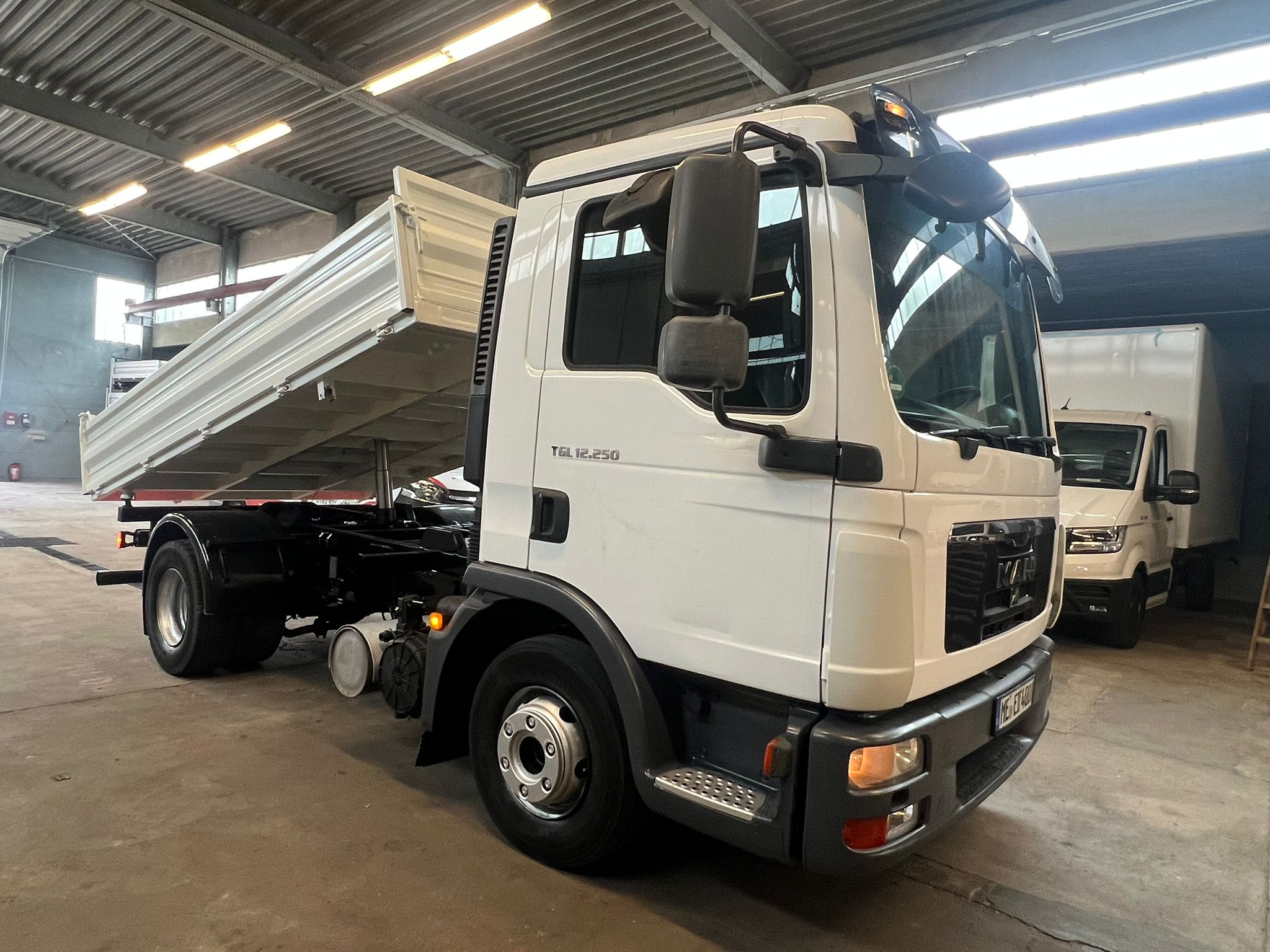 MAN TGL 12.250 3 Seiten-Kipper 12 to.