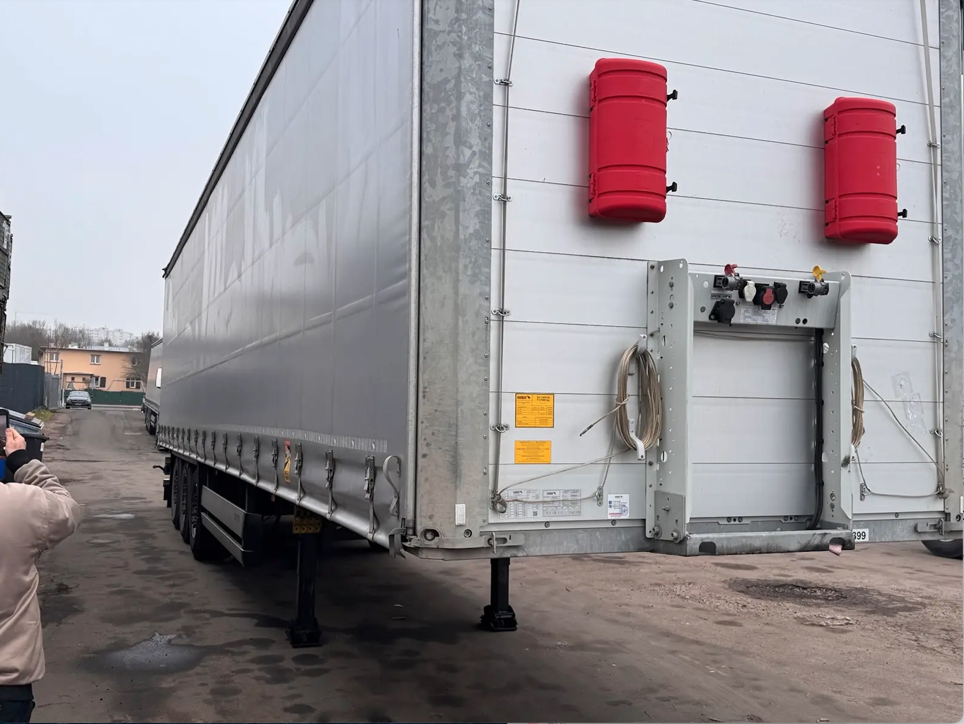 F69671A0-426B-459F-8411-9F06527D392B