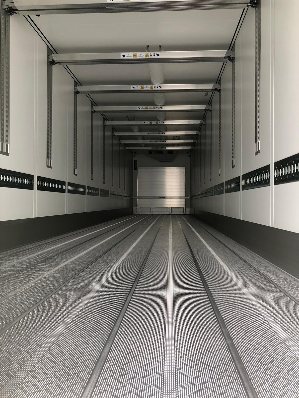 Koeltrailer_Doublestock_Binnenkant