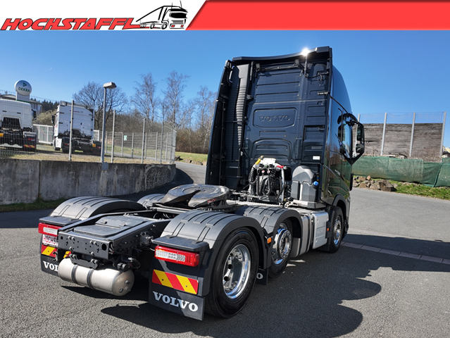 R240018_VOLVO_FH_500_3