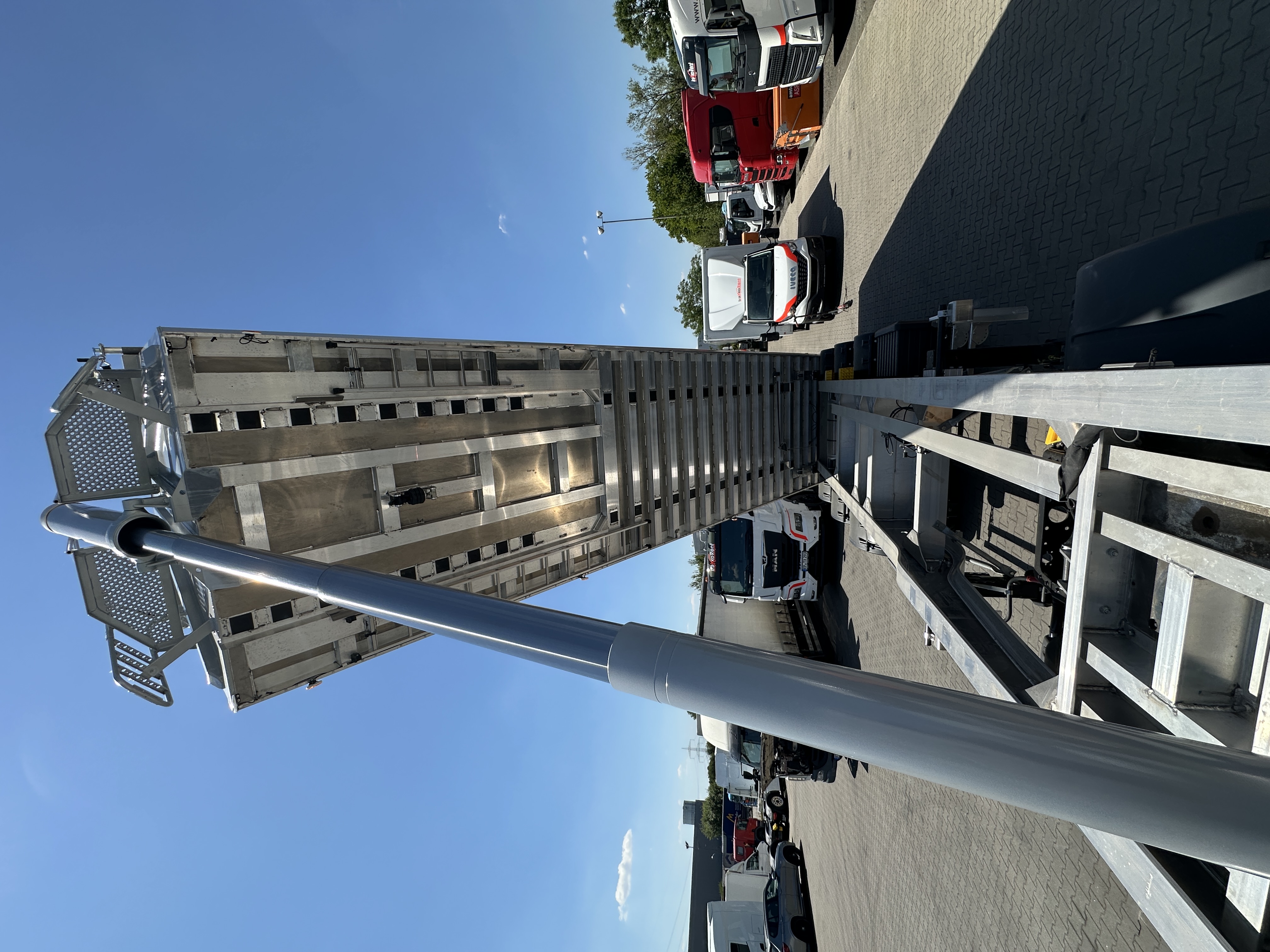 20250630_121133757_iOS