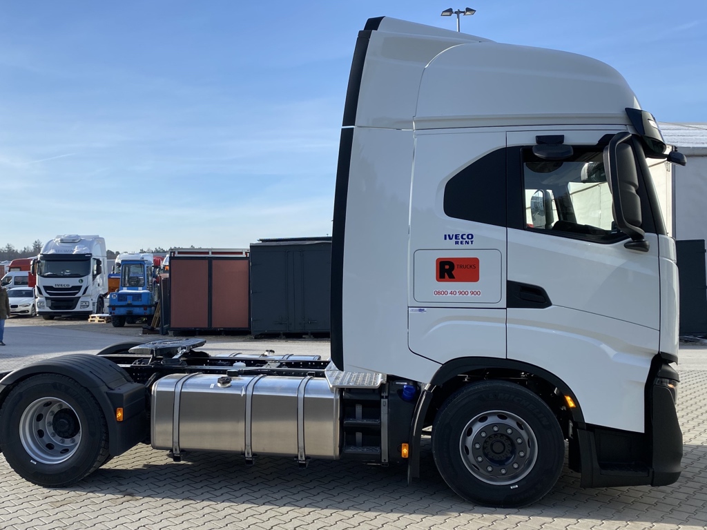 Iveco S-Way Low Liner